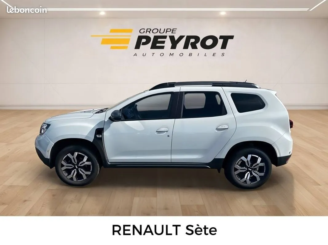 Dacia Duster 2024 photo 2
