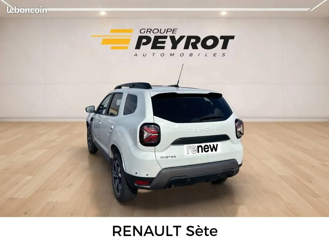 Dacia Duster 2024 photo 3