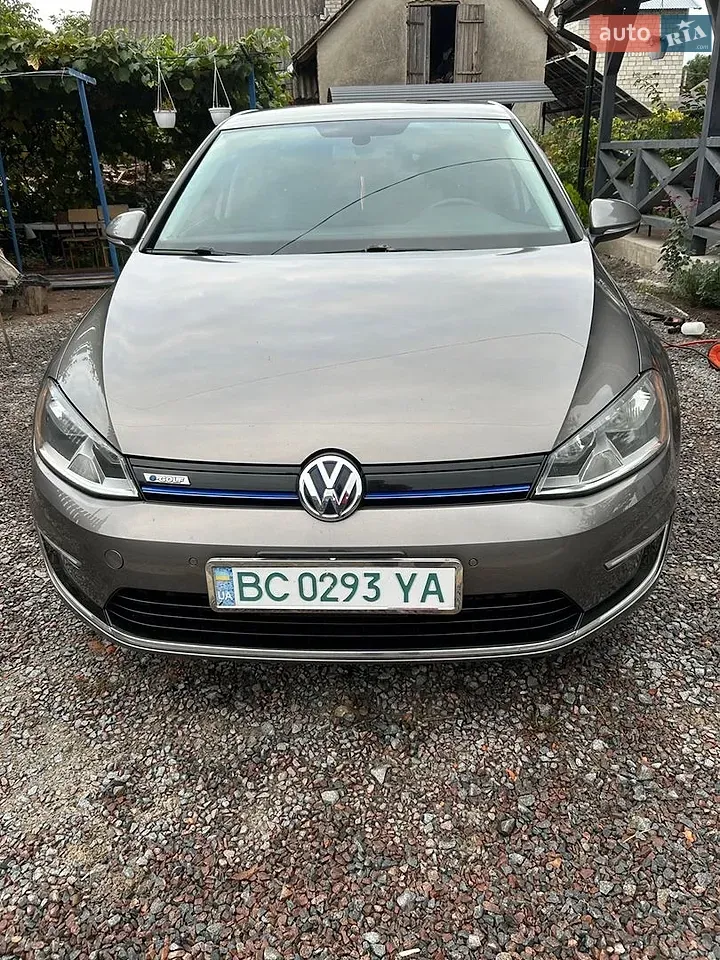 Volkswagen E-Golf 2014 photo 3