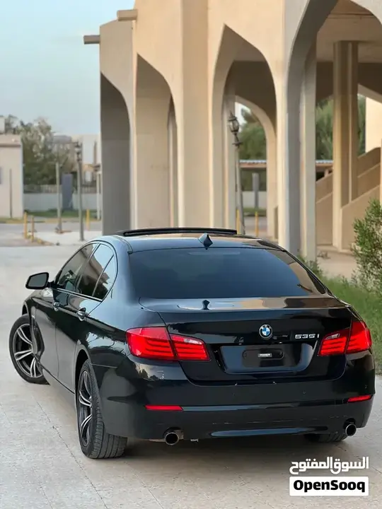 BMW 5 Series 2012 photo 3