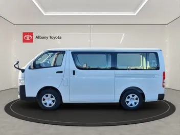 Toyota Hiace 2026 photo 3
