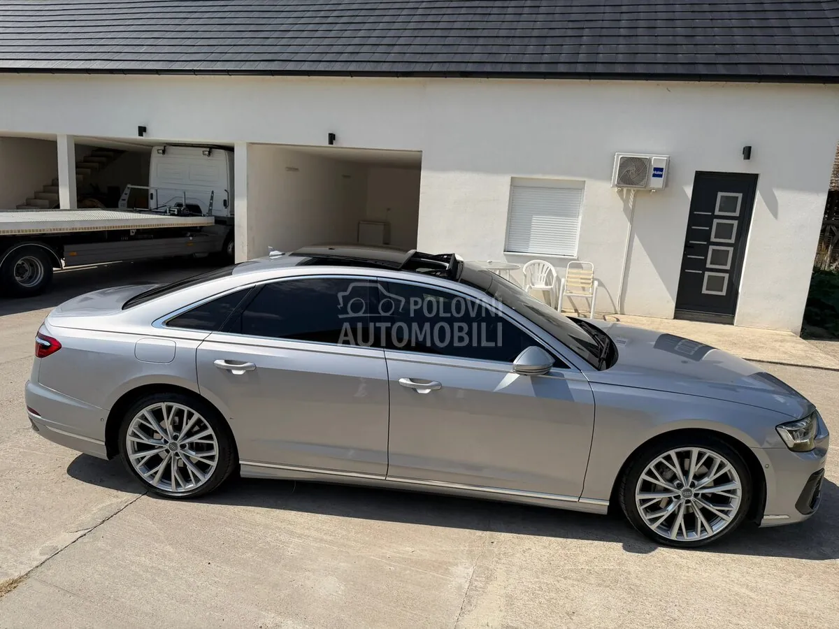 Audi A8 2022 photo 3