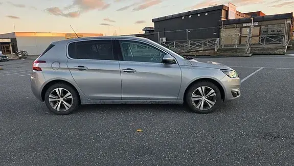 Peugeot 308 2015 photo 4