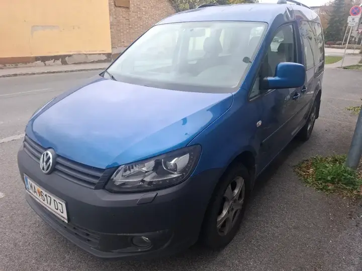 Volkswagen Caddy 2013 photo 3