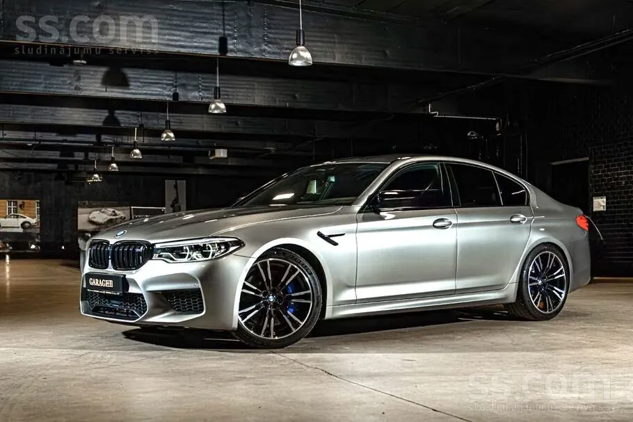 BMW M5 2018 photo 3