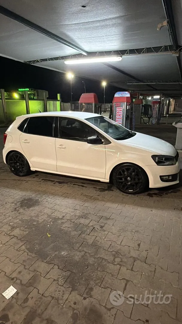 Volkswagen Polo 2013 photo 2