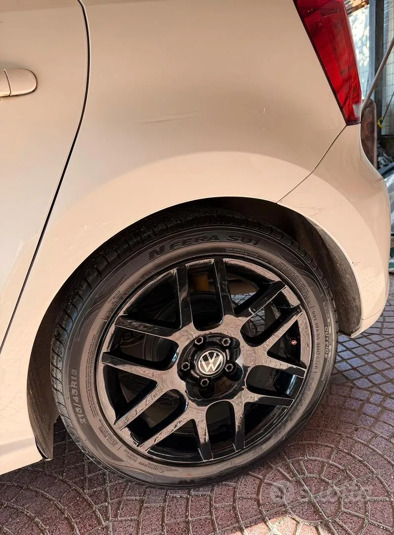 Volkswagen Polo 2013 photo 4