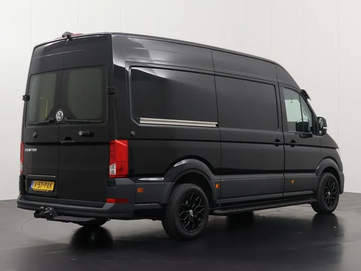 Volkswagen Crafter 2022 photo 2