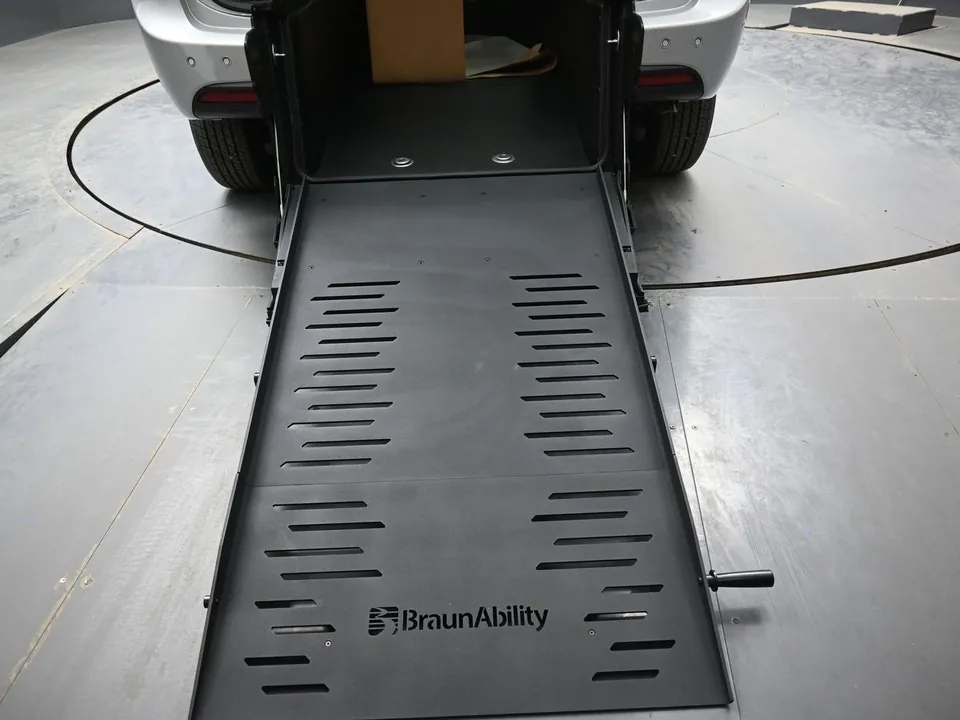 Chrysler Grand Caravan 2026 photo 5