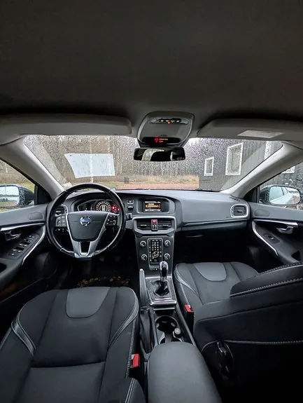 Volvo V40 2015 photo 3