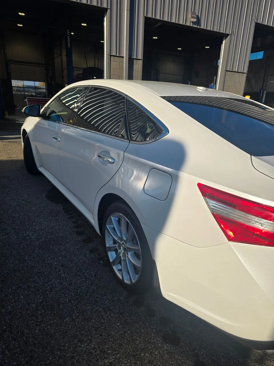 Toyota Avalon 2013 photo 3
