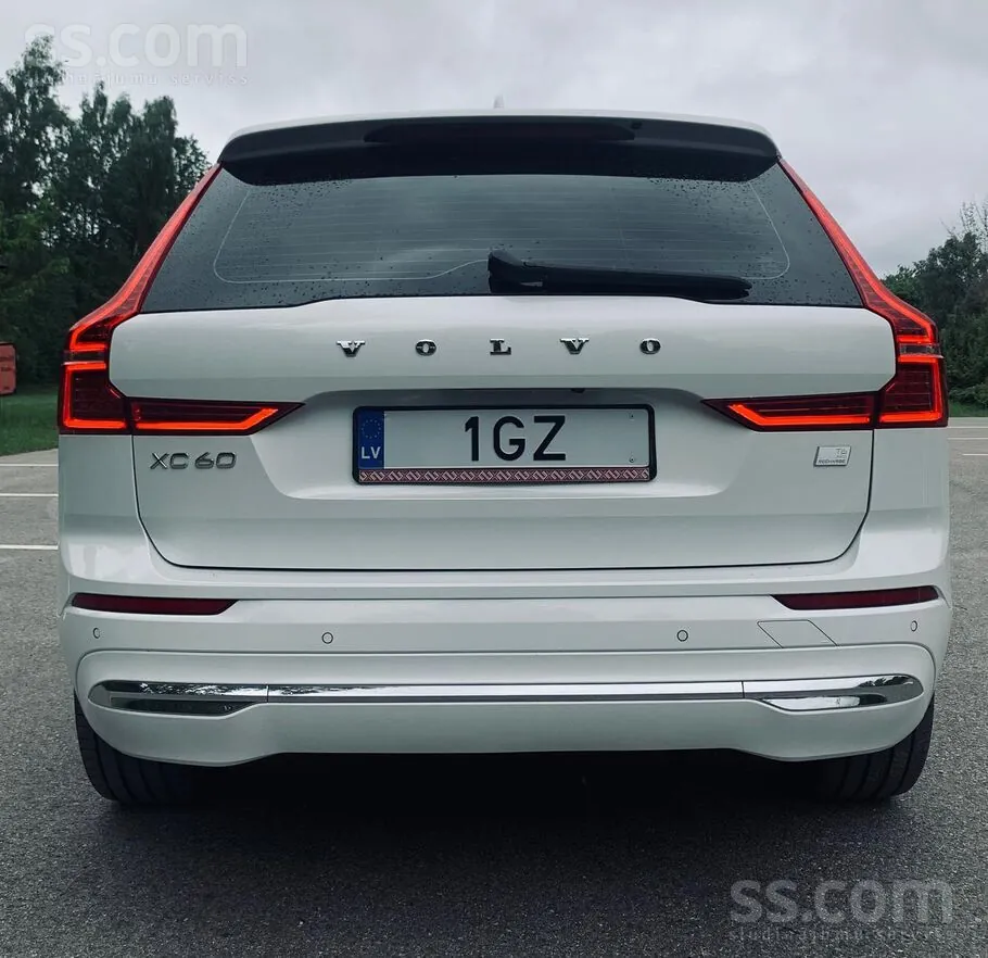 Volvo Xc60 2021 photo 4
