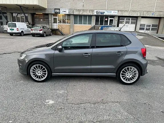 Volkswagen Polo 2014 photo 4