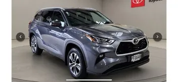 Toyota Highlander 2022 photo 2