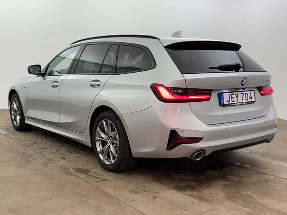 BMW 330E 2021 photo 4