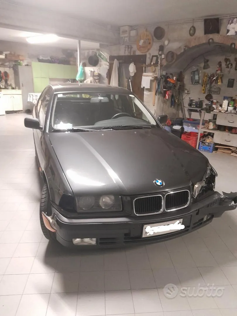 BMW 316I