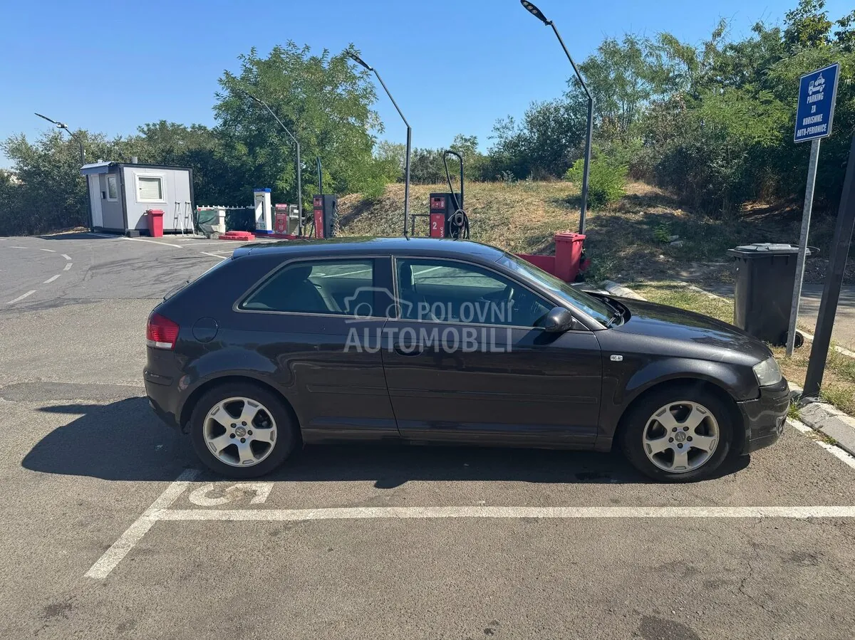 Audi A3 2004 photo 2