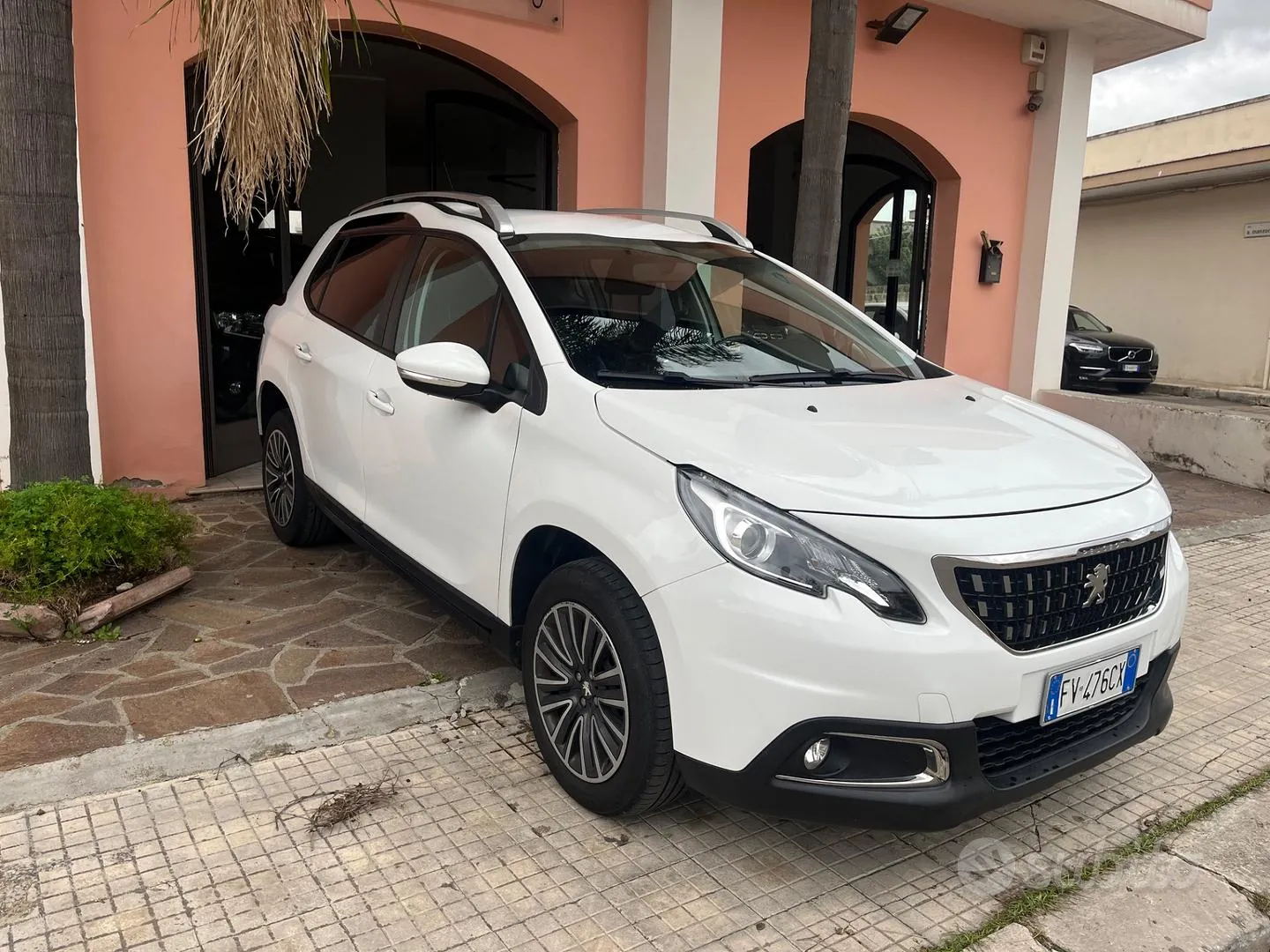 Peugeot 2008 2019 photo 2