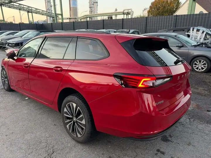 Skoda Superb Combi