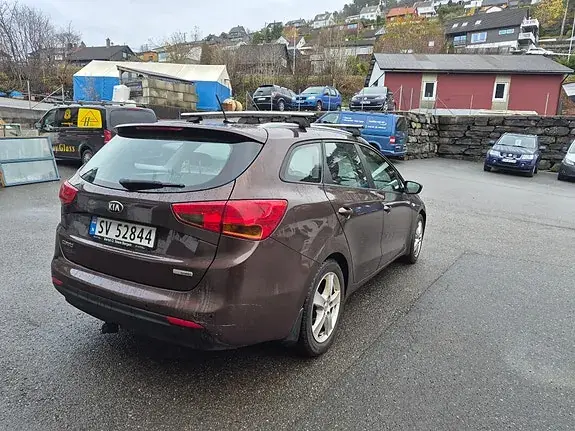 Kia Ceed 2014 photo 4
