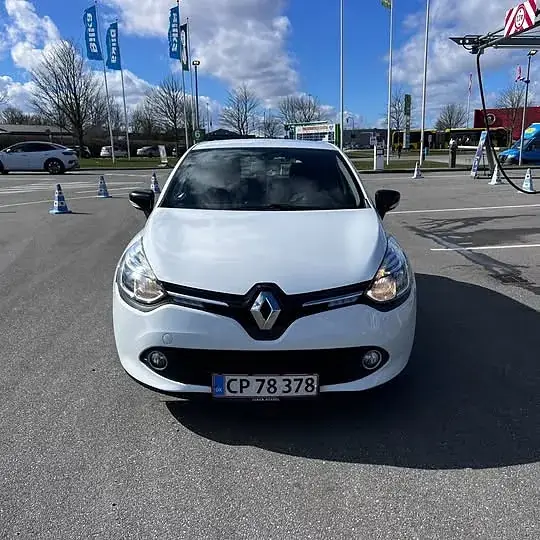 Renault Clio Iv 2014 photo 2