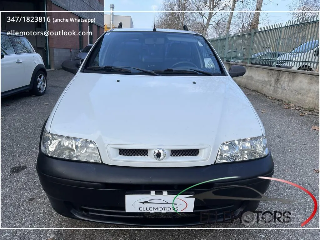 Fiat Strada 2004 photo 2
