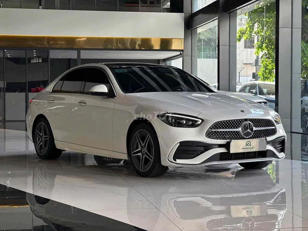 Mercedes-Benz C-Class 2022 photo 2