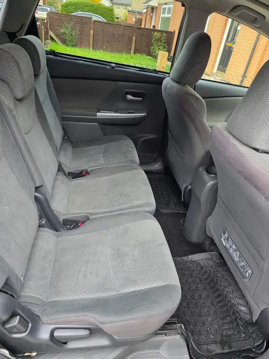 Toyota Prius 2013 photo 5