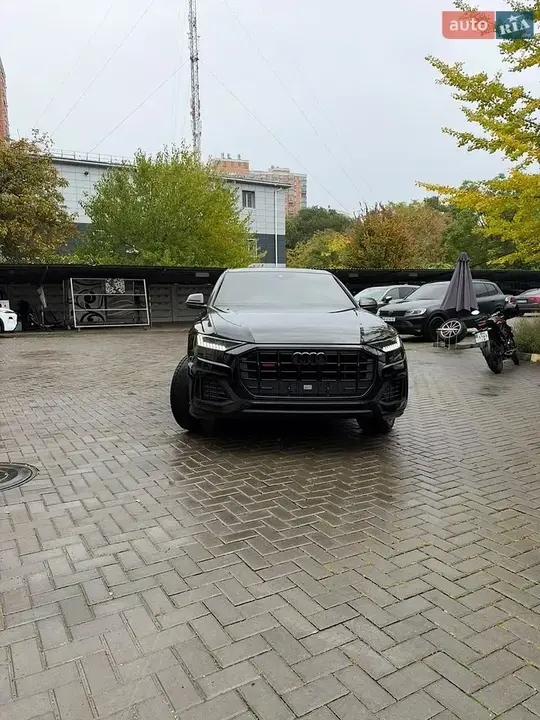 Audi Q8 2020 photo 2