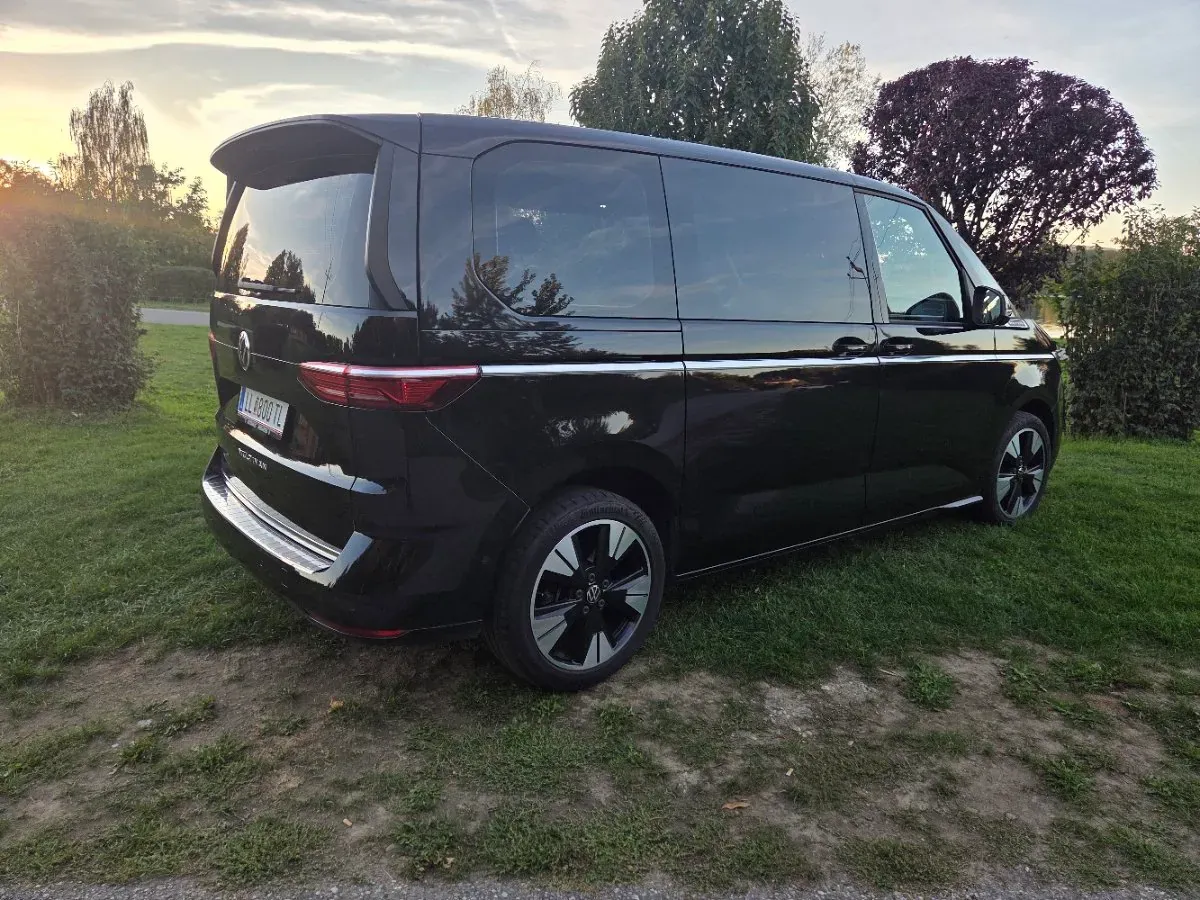 Volkswagen T7 2023 photo 2
