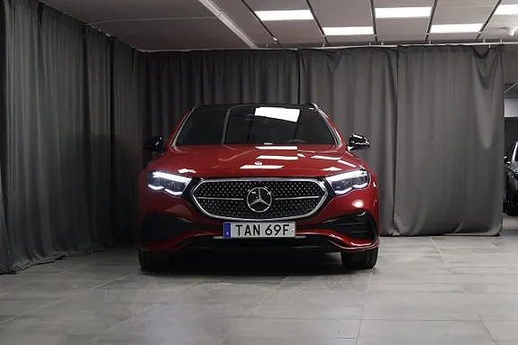 Mercedes-Benz E300 De 2026 photo 4