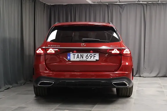Mercedes-Benz E300 De 2026 photo 5