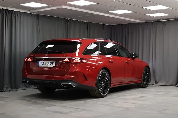 Mercedes-Benz E300 De 2026 photo 2