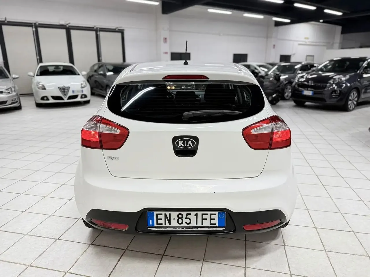 Kia Rio 2012 photo 2