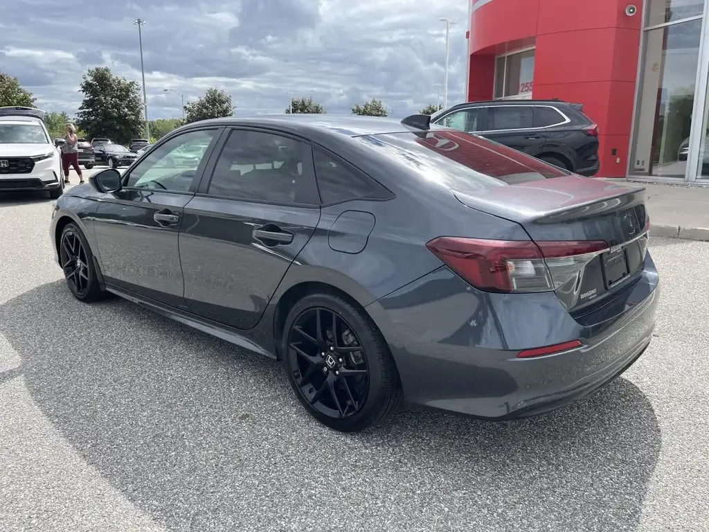 Honda Civic 2025 photo 3
