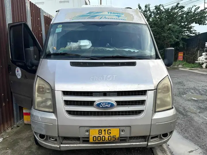 Ford Transit 2010 photo 2
