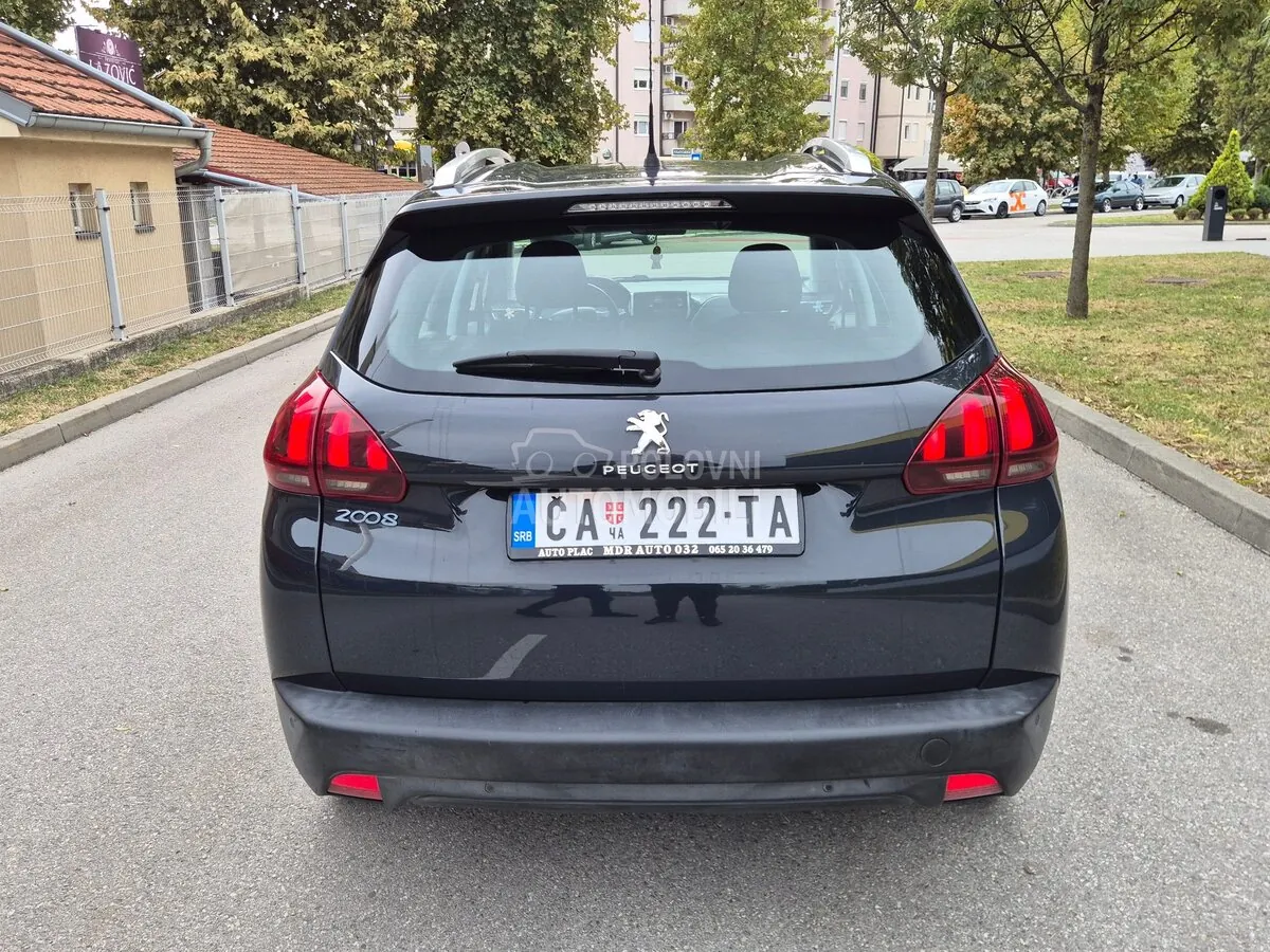 Peugeot 2008 2016 photo 5