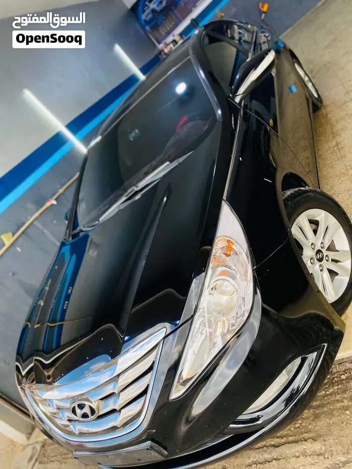 Hyundai Sonata 2012 photo 2
