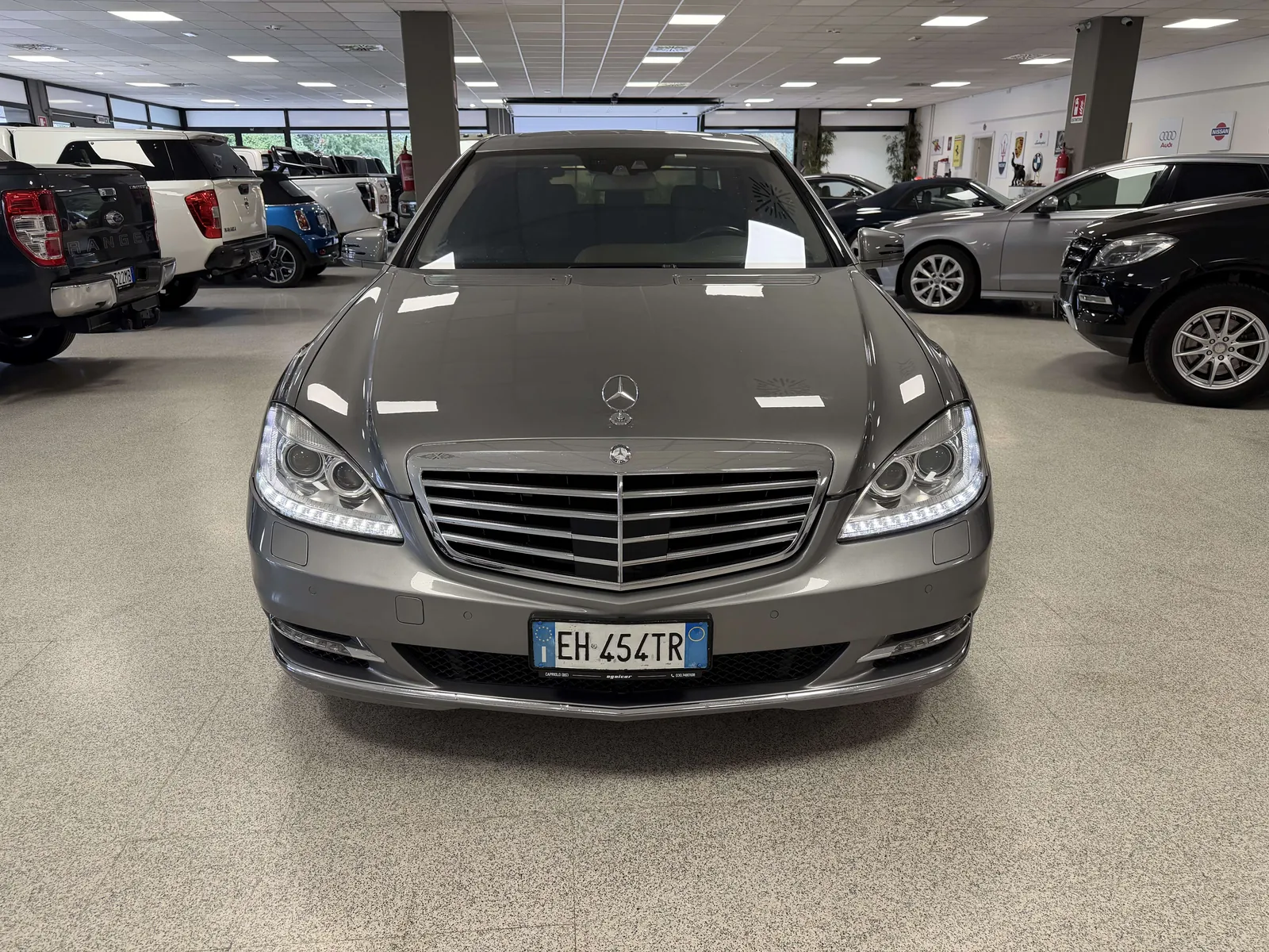 Mercedes-Benz S-Class 2011 photo 3