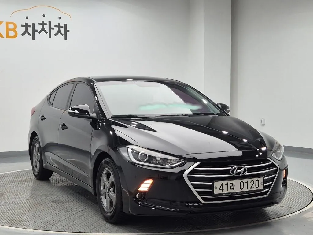 Hyundai Avante 2016 photo 4