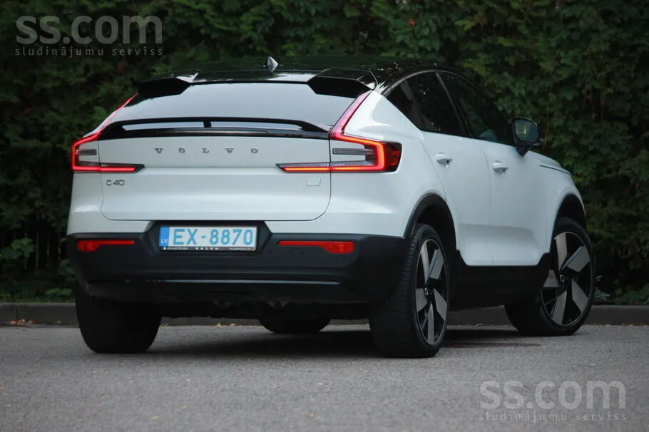 Volvo C40 2021 photo 4