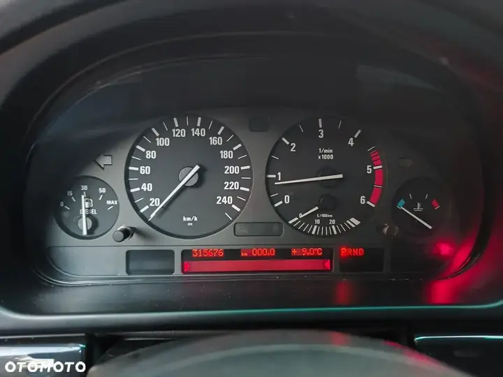 BMW 5 Series 1999 photo 3