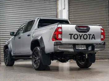 Toyota Hilux 2023 photo 3