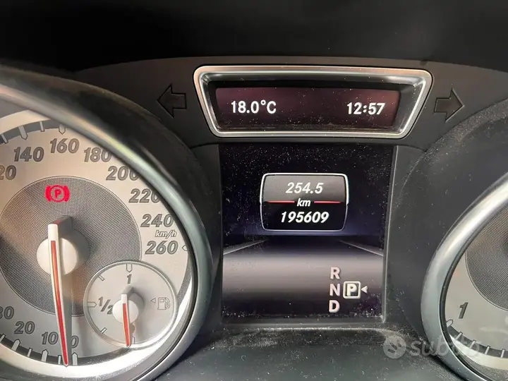 Mercedes-Benz Cla 2015 photo 5