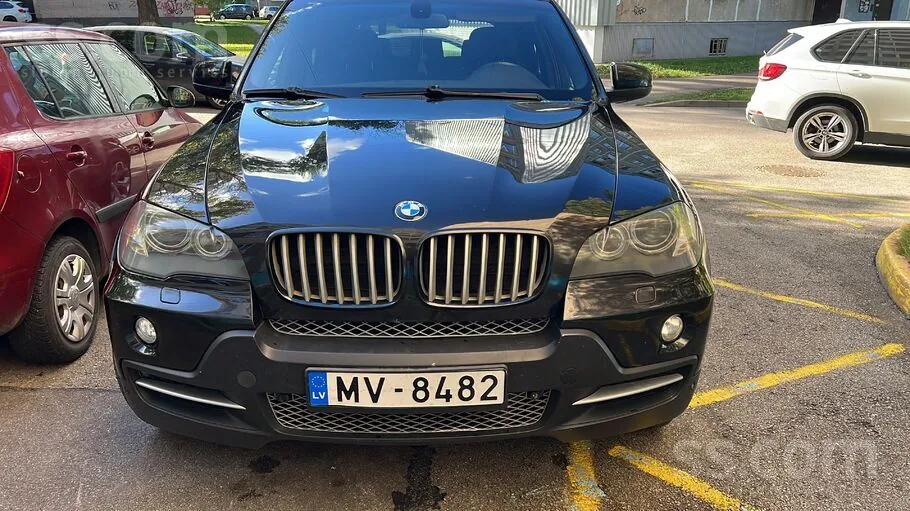 BMW X5 2008 photo 2