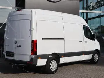 Mercedes-Benz Esprinter 2025 photo 2