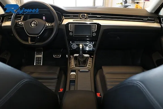 Volkswagen Passat Alltrack 2017 photo 2