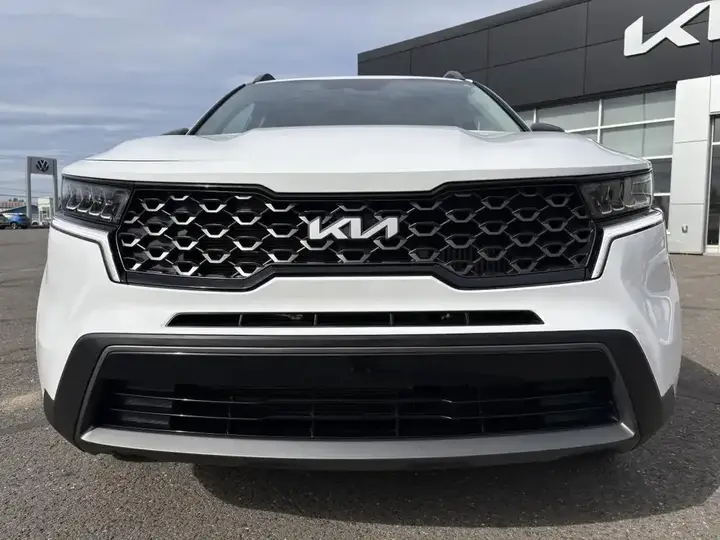 Kia Sorento 2023 photo 2
