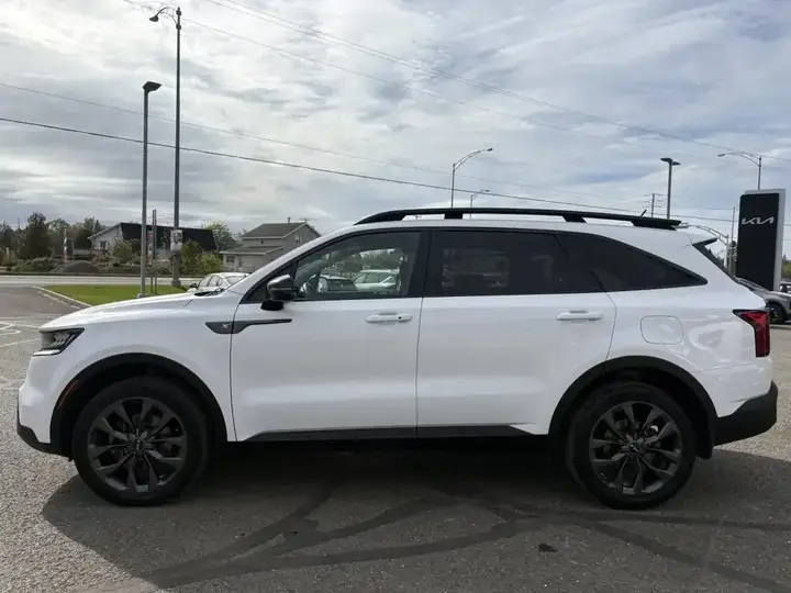 Kia Sorento 2023 photo 4