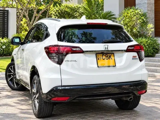 Honda Vezel 2020 photo 2